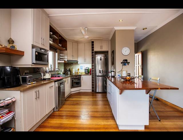 6 BEDROOM MAISONETTE FOR SALE IN WINDERMERE